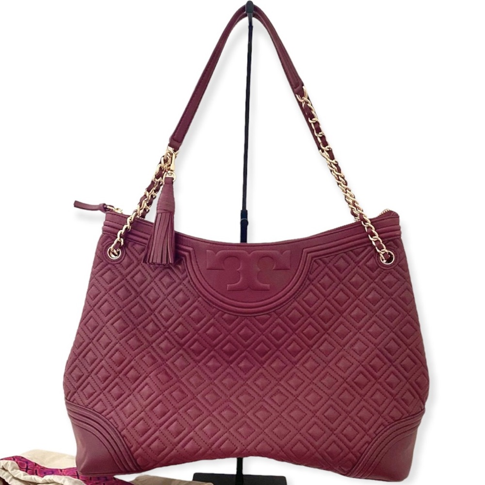 SALE!! Tory Burch Burgundy Quilted Fleming Tote EUC 🍇